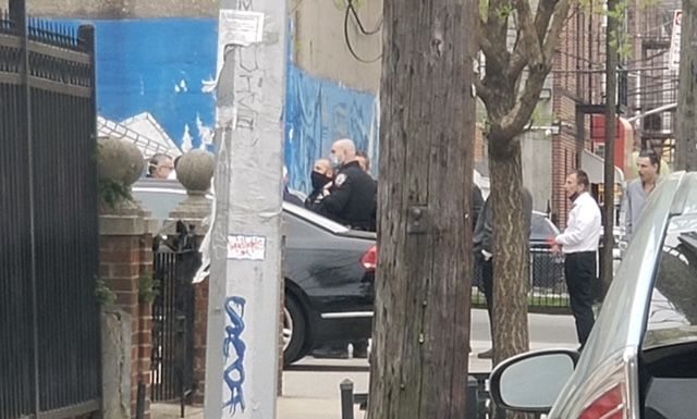 Γελοιοποιήθηκαν οι “διασπαστές” του Εθνικού Συμβουλίου – Σκηνές “απείρου κάλλους” στο Σταθάκειο