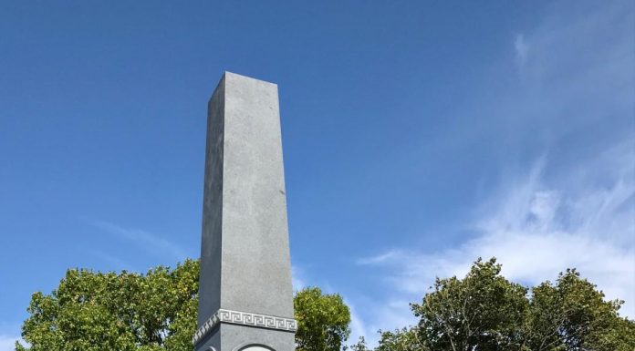 AXIOI: Aurora Reveals Monument Honoring American Philhellenes!