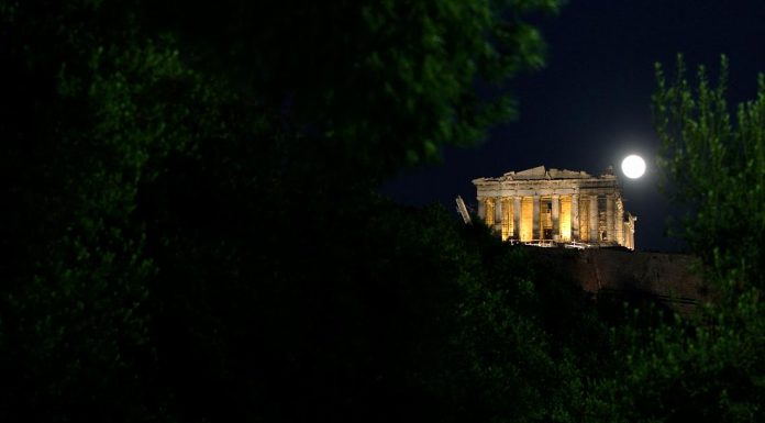 (Gay) Sex Scenes At the Acropolis: Film-makers are ‘Parthe-non-gratis’ at Greece’s Culture Ministry
