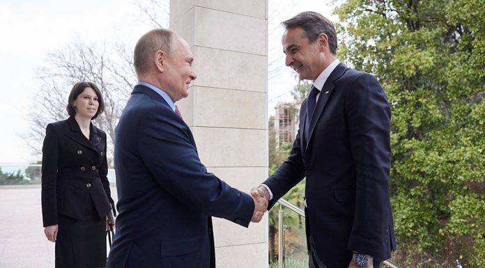 Why Putin Has So Many Fans In Greece…