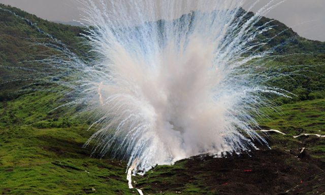 Is Greece About To Ship White Phosphorus Shells To Ukraine?