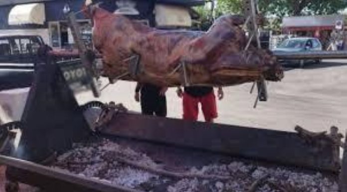 Cretan Villagers Are Attacked For Roasting A Bull – But You Can’t Erase 5,000 yrs Of History! (EN-GR)