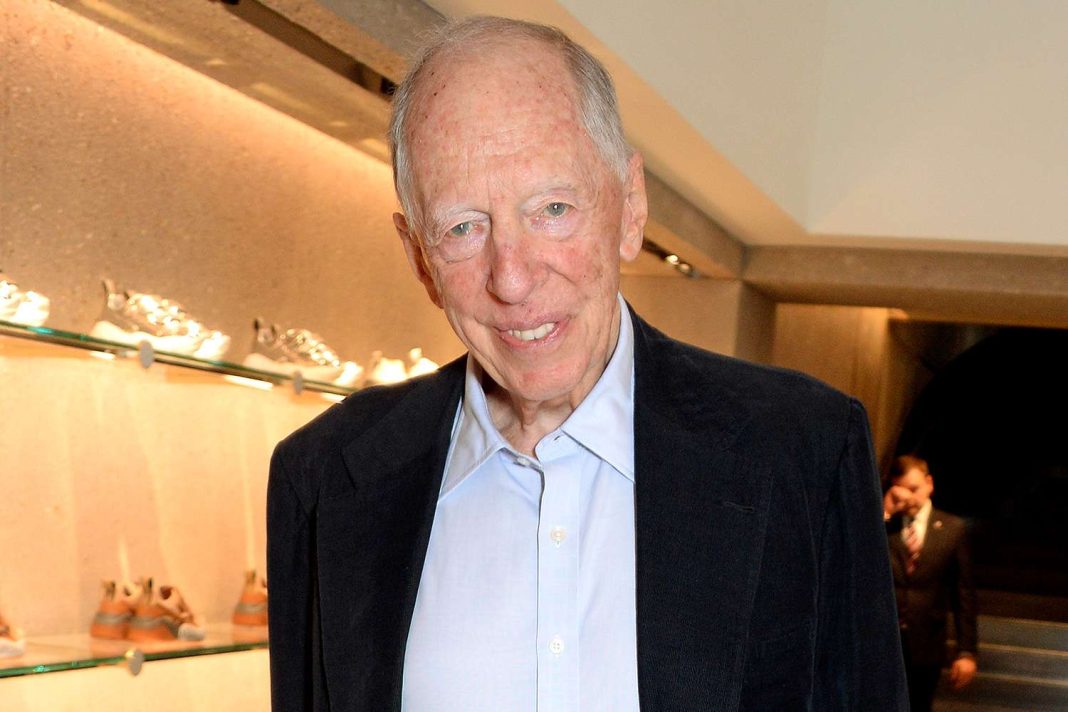 Jacob-Rothschild-Who-Broke-from-Family-Bank-Dies-at-87-022624-2-8c075cbded4240f4a0e2bc46443d2883