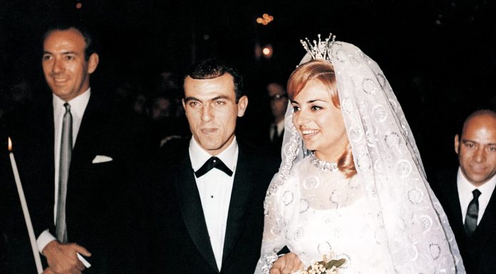 Εφυγε ο μέγας Μίμης Δομάζος – Ο μεγάλος έρωτάς του με τη Βίκυ Μοσχολιού
