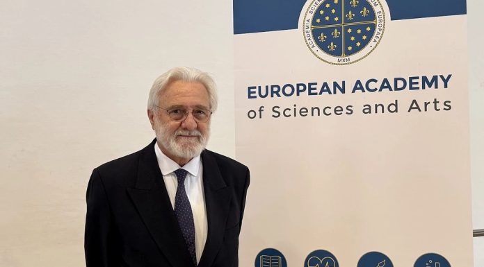 Ο Γιάννης Σμαραγδής Εισήχθη στην Ευρωπαϊκή Ακαδημία Επιστημών και Τεχνών