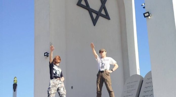 Ukro-Nazis Desecrate Holocaust Memorial…