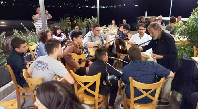 Pure Magic: Xarhakos Teaches the Youth Bouzouki!!