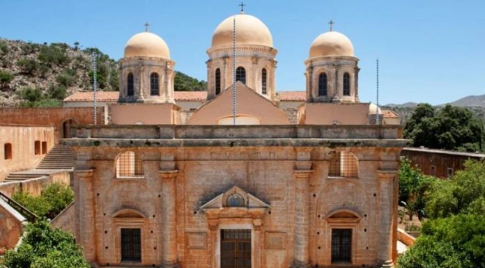 More Arrests In Cretan Mafia Scandal: Clerics Accused in Elderly Property Grabs!!