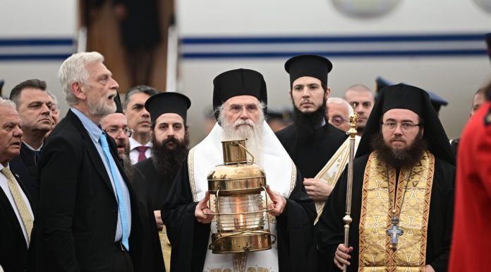 The Holy Light Arrived In Athens!