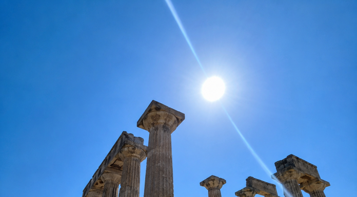The Architecture of Light: Why Ancient Greek Temples Still Feel Divine
