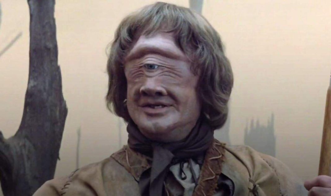 Bernard-Bresslaw-in-Krull